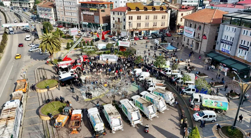 Giresun Belediyesi 34 hizmet aracı aldı