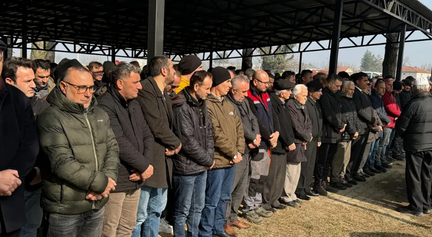 Evinde kalp krizi geçiren aile hekimi hayatını kaybetti