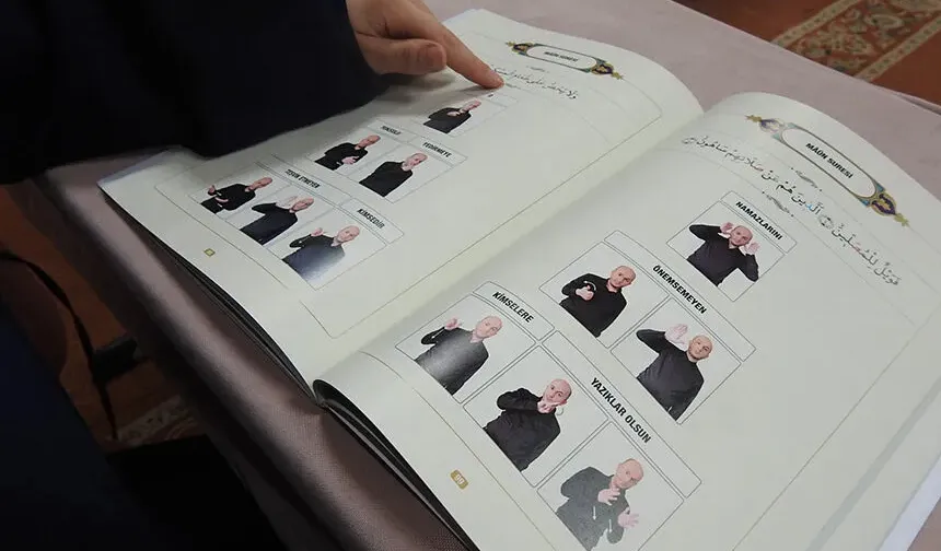 İşitme engelli kadınlar işaret diliyle Kur'an-ı Kerim öğreniyor
