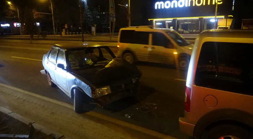 zincirleme kazalarda 8 araç birbirine girdi