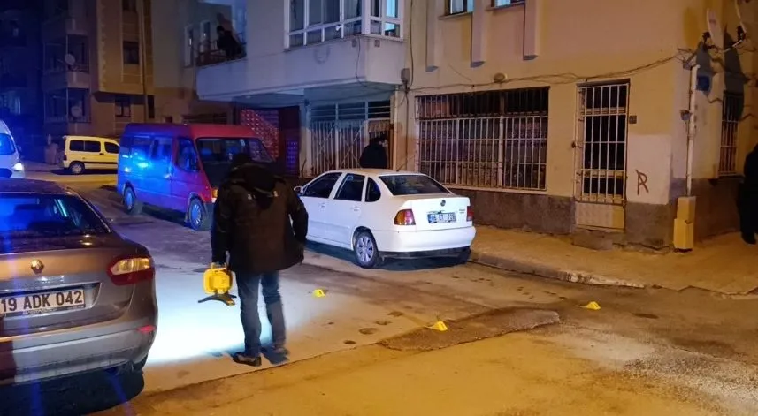 Apartman dairesine düzenlenen silahlı saldırı hasara yol açtı