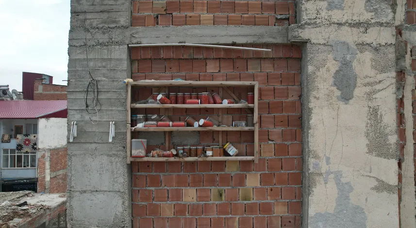  Elbistan’da bir hafıza daha yıkıldı: Depreme direnen kavanozlar artık yok