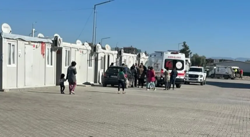 Yaşlı kadın yaşadığı konteynerda ölü bulundu