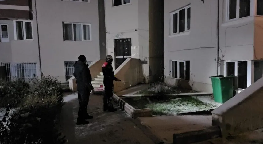 Cezaevi firarisi havalandırma boşluğunda yakalandı