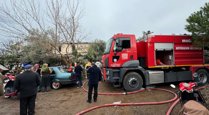 Fethiye’de ev yangını: 1 kişi hayatını kaybetti