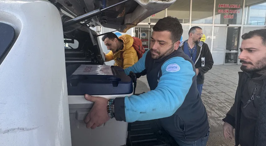 Samsun'da beyin ölümü gerçekleşen 2 çocuk annesinin bağışlanan organları 3 kişiye umut oldu