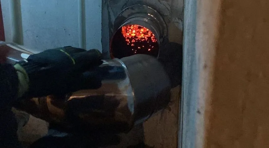 Türkeli' de çıkan baca yangını söndürüldü