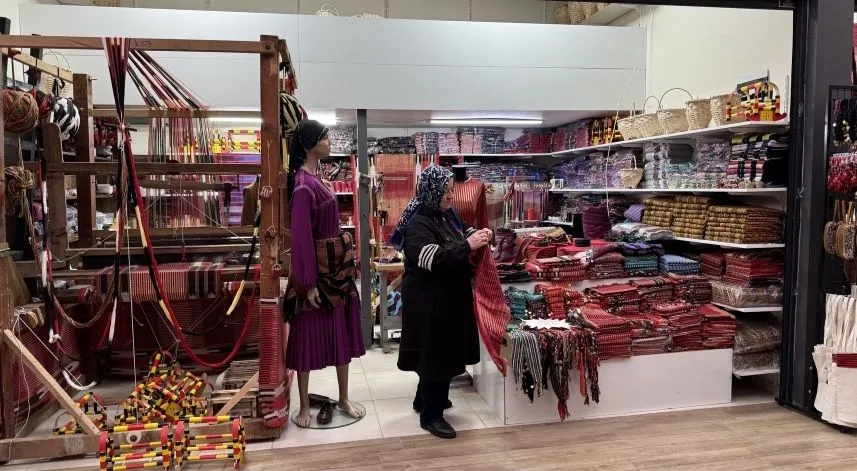 Keşan bezi kına gecelerinde kadınların tercihleri arasında yer alıyor