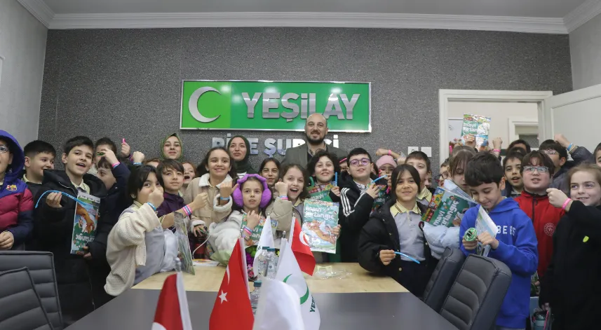 İlkokul öğrencileri Yeşilay Rize Şubesini ziyaret etti