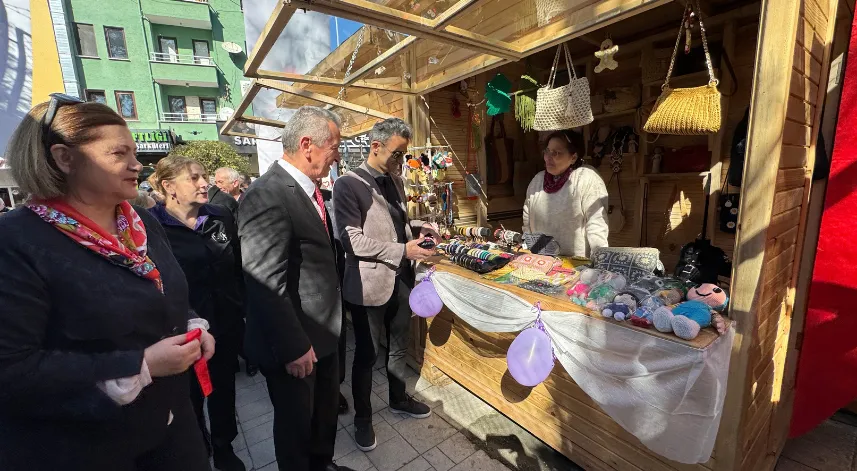 Çaycuma’da el emeği sokak hizmete girdi