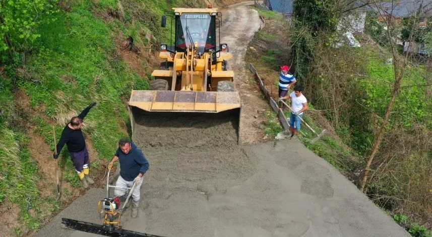 Şehidin mezarının da bulunduğu kabristanlığın yolunda düzenleme yapıldı