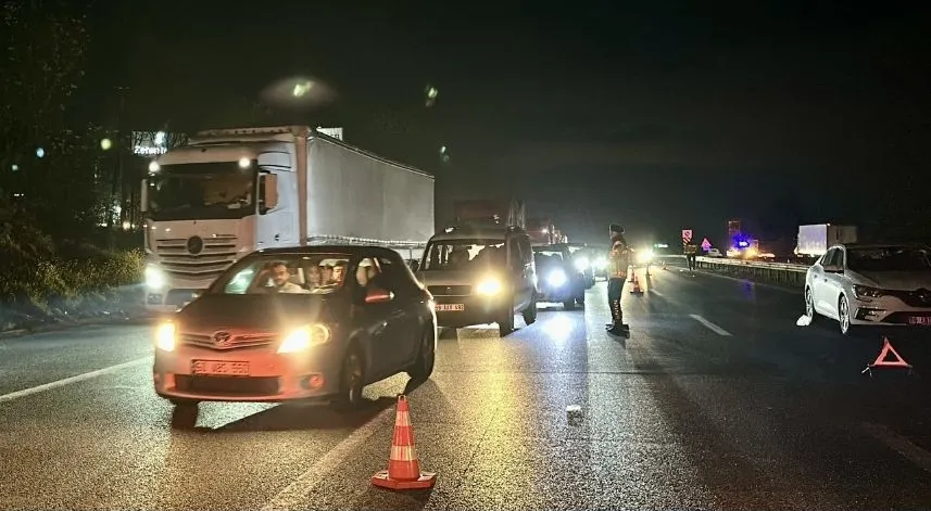 Düzce'de zincirleme trafik kazasında 3 kişi yaralandı