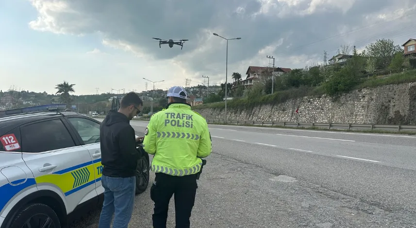 D-100’de dronlu denetim: Kurallara uymayanlara ceza yağdı