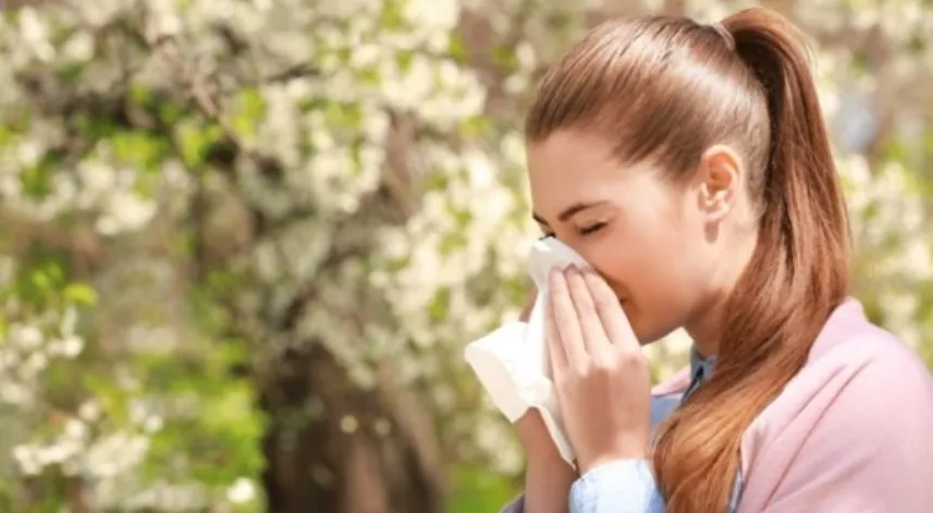 Havalar ısınıyor, polen alerjisine dikkat