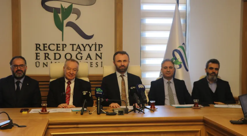 Recep Tayyip Erdoğan Üniversitesi Rektörü Prof. Dr. Yılmaz, TÜBİTAK projelerini değerlendirdi