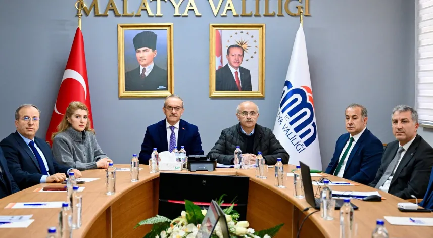 Zirai donun vurduğu Malatya'da kriz masası oluşturuldu