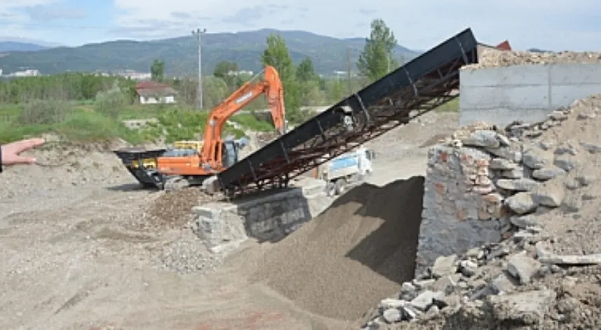 Tokat'ta merdivenden düşen imam öldü