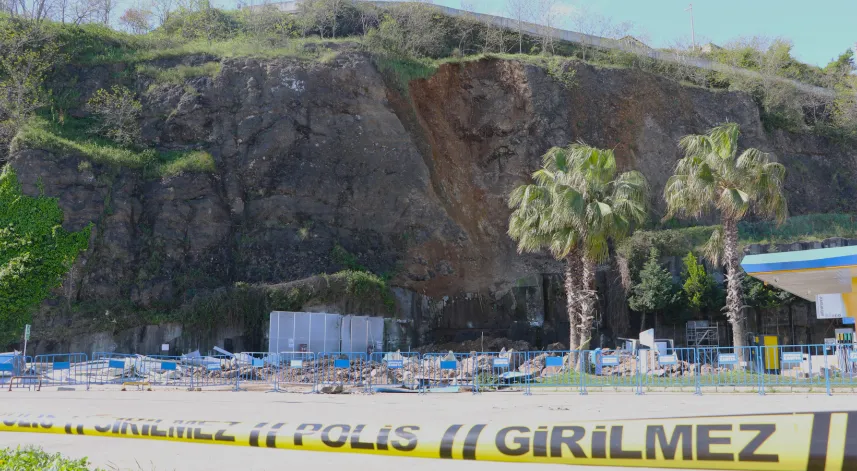 Samsun Mimarlar Odası Başkanı Şener: O taş kopmasın diye önlem alınmalıydı 