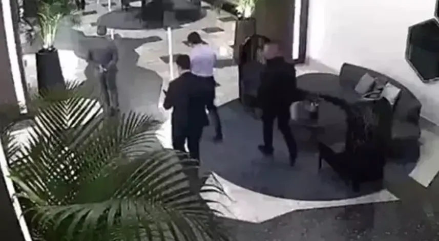 Ekrem İmamoğlu'nun girdiği ve kamerası kapatılan otelin müdürünün ifadesi ortaya çıktı