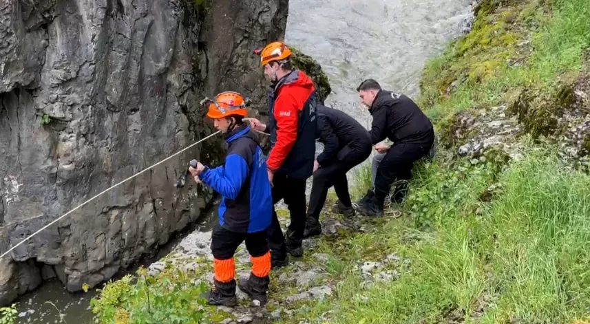 Ordu'da kaybolan iki kişiden Gizem'in cansız bedenine ulaşıldı