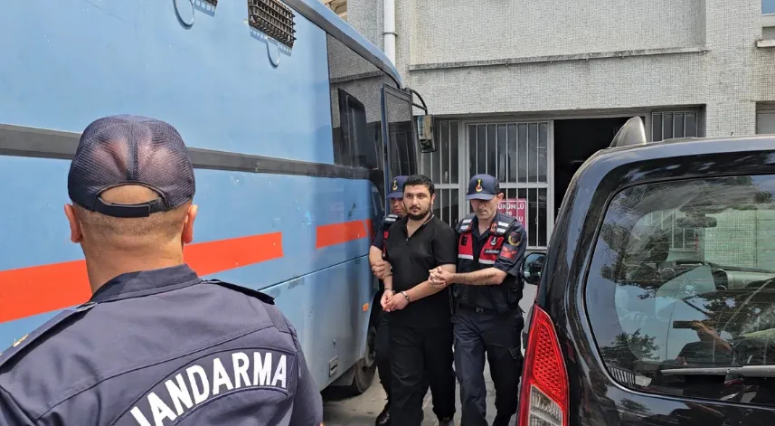  Apartman yöneticisini yaralayıp eşini öldüren sanığa hapis, babasına ise beraat kararı bozuldu