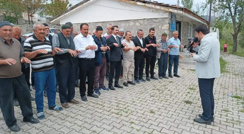 Kaymakam Demirgül, yağmur duası yaptı