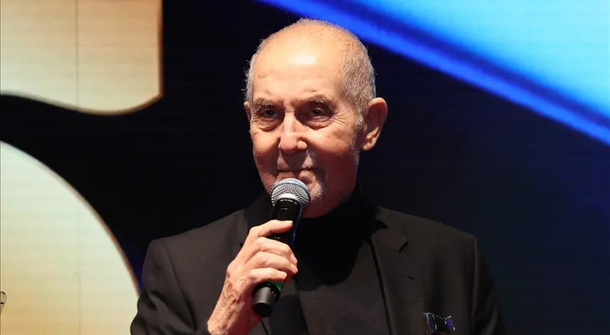 Sanatçı İlhan Şeşen hayatını kaybetti