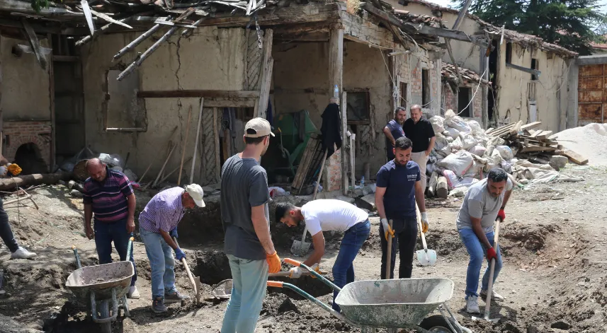 Tokat'ta mozaik bulunan alanda kazı çalışması başlatıldı