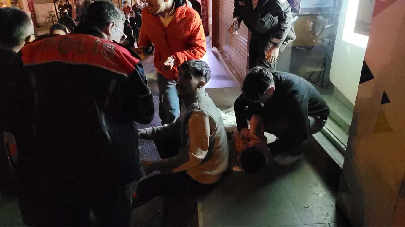 Restoranda tuvalet kavgası: 2 yaralı