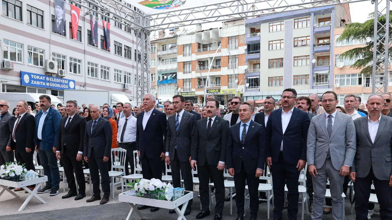 Tokat Belediyesince yenilenen kafeler açıldı