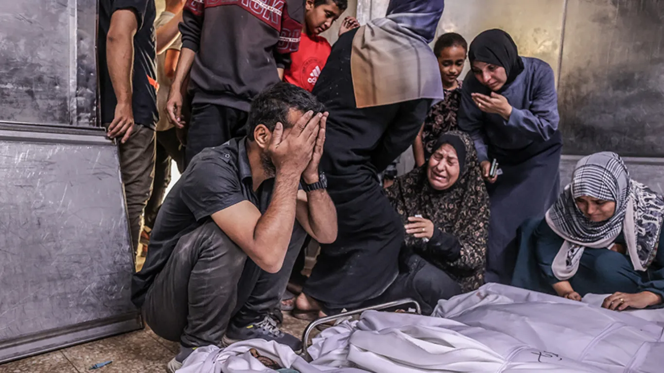 İsrail'in Gazze'ye saldırılarında son 24 saatte 97 kişi hayatını kaybetti