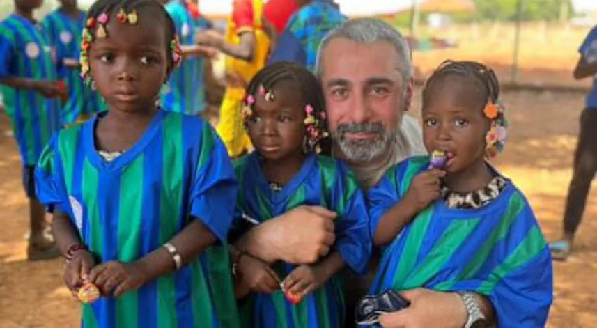 Rize İHH’dan Mali’de Bayram Sevinci: Çaykur Rizespor Formaları Çocuklara Hediye Edildi