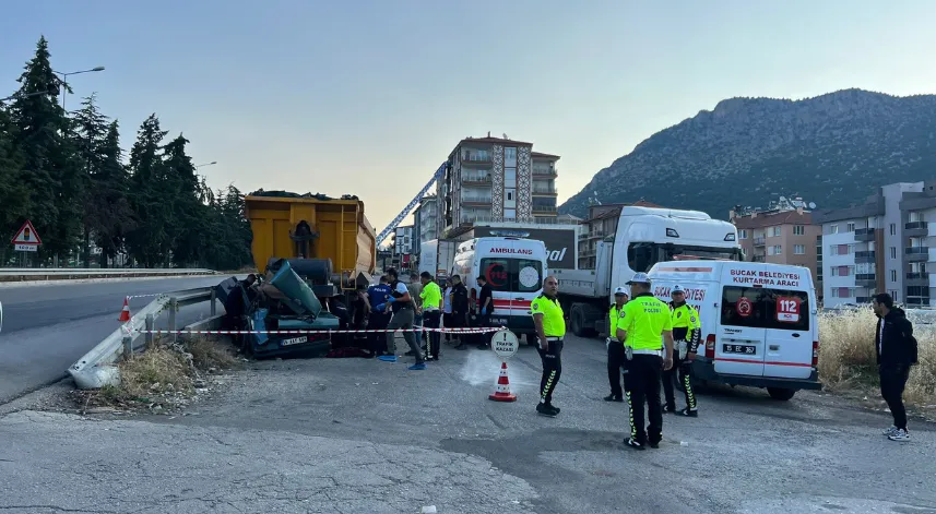 Feci kaza: 18 yaşındaki sürücü hayatını kaybetti