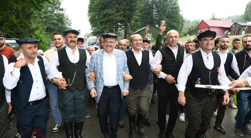 Başkan Genç: Destek sizden, hizmet bizden