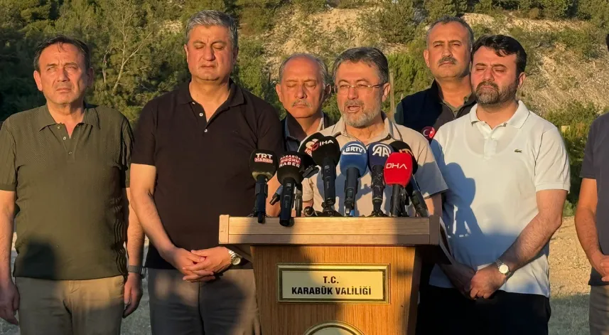 Bakan Yumaklı: Herkes bu savaşta yeşil vatan için mücadele ediyor