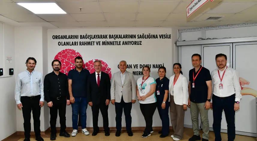 Trabzon’daki kamu hastanesi merkezinde organ nakli başarıyla yapıldı