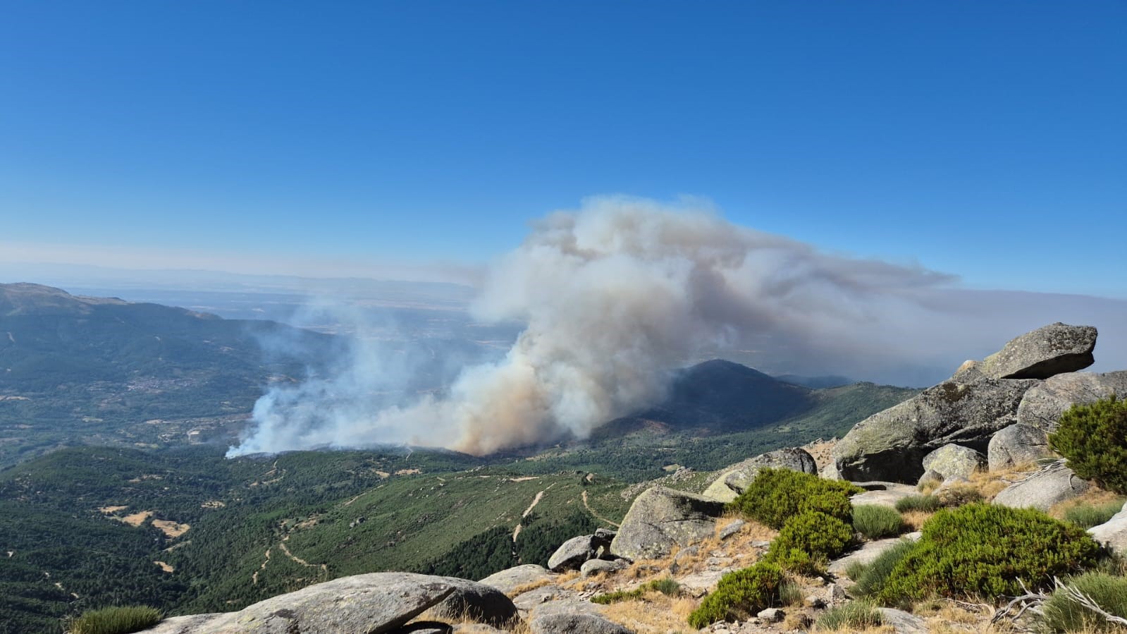 İspanya’da 3 farklı noktada orman yangını