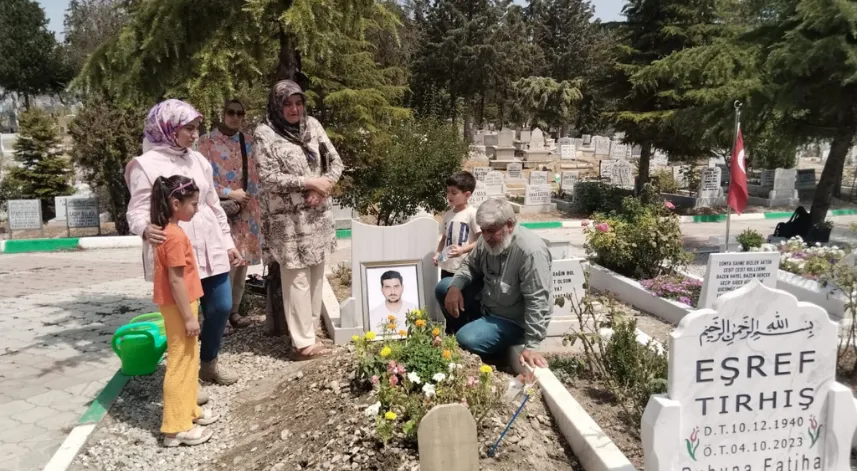 Ters dönen otomobilinde ölü bulunan Samet'in babası: Oğlum cinayete kurban gitti 