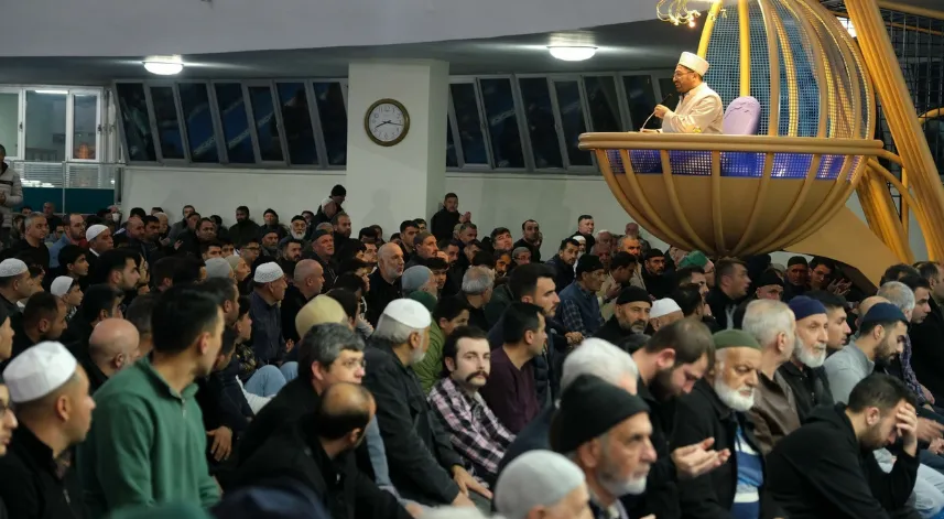 Erzincan’da kuraklık, doğal afetler ve şehitler için dualar edildi