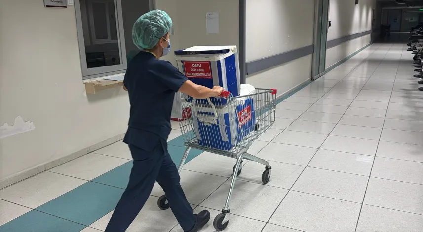 Motosiklet kazası sonrası beyin ölümü gerçekleşen genç kızın organları 3 kişiye umut oldu