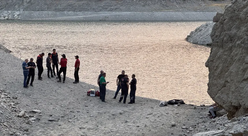 Kastamonu'da baraj gölüne giren çocuk boğuldu