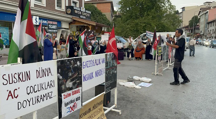 İsrail'in Gazze'ye saldırıları Niksar’da protesto edildi