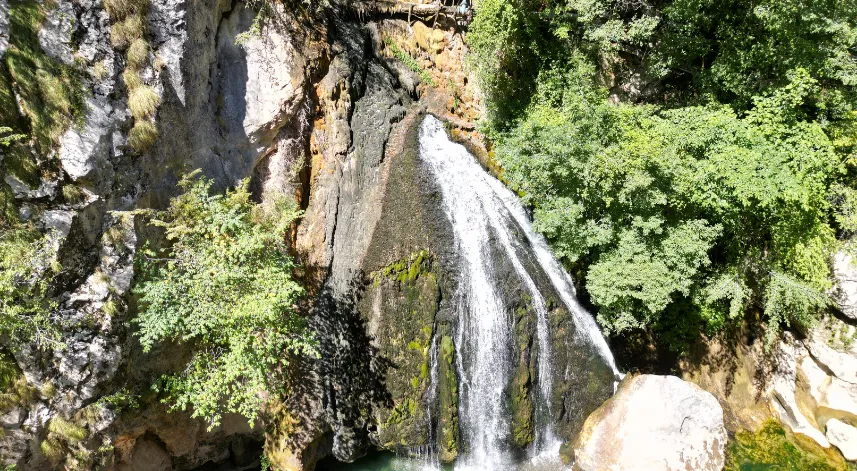 Bartın'da şelale ve çay kuruma noktasına geldi