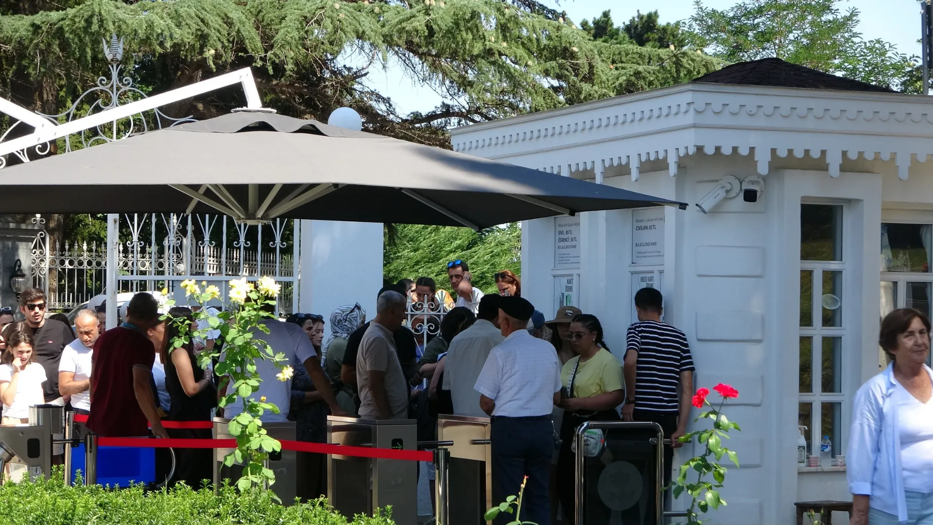 Atatürk'ün vasiyetini yazdığı Atatürk Köşkü'ne ziyaretçi akını