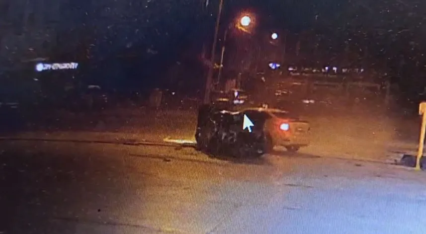 Samsun’da 3 aracın karıştığı kaza kamerada; 3 yaralı