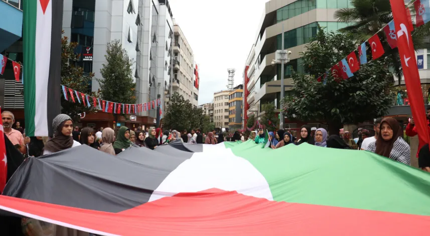 Trabzon'da Filistin'e destek yürüyüşü düzenlendi