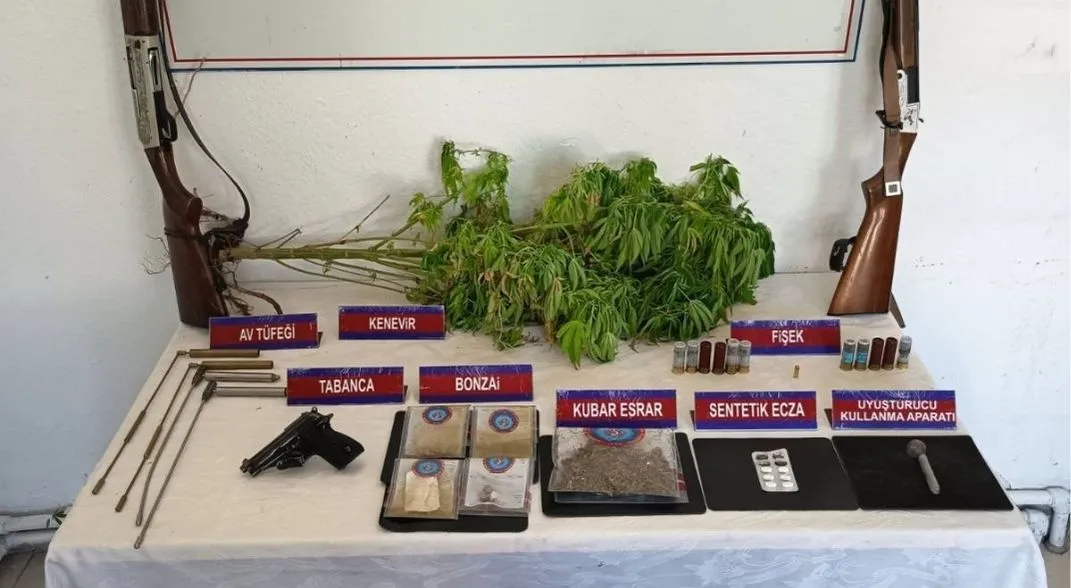 Uyuşturucu operasyonunda 2 kişi tutuklandı