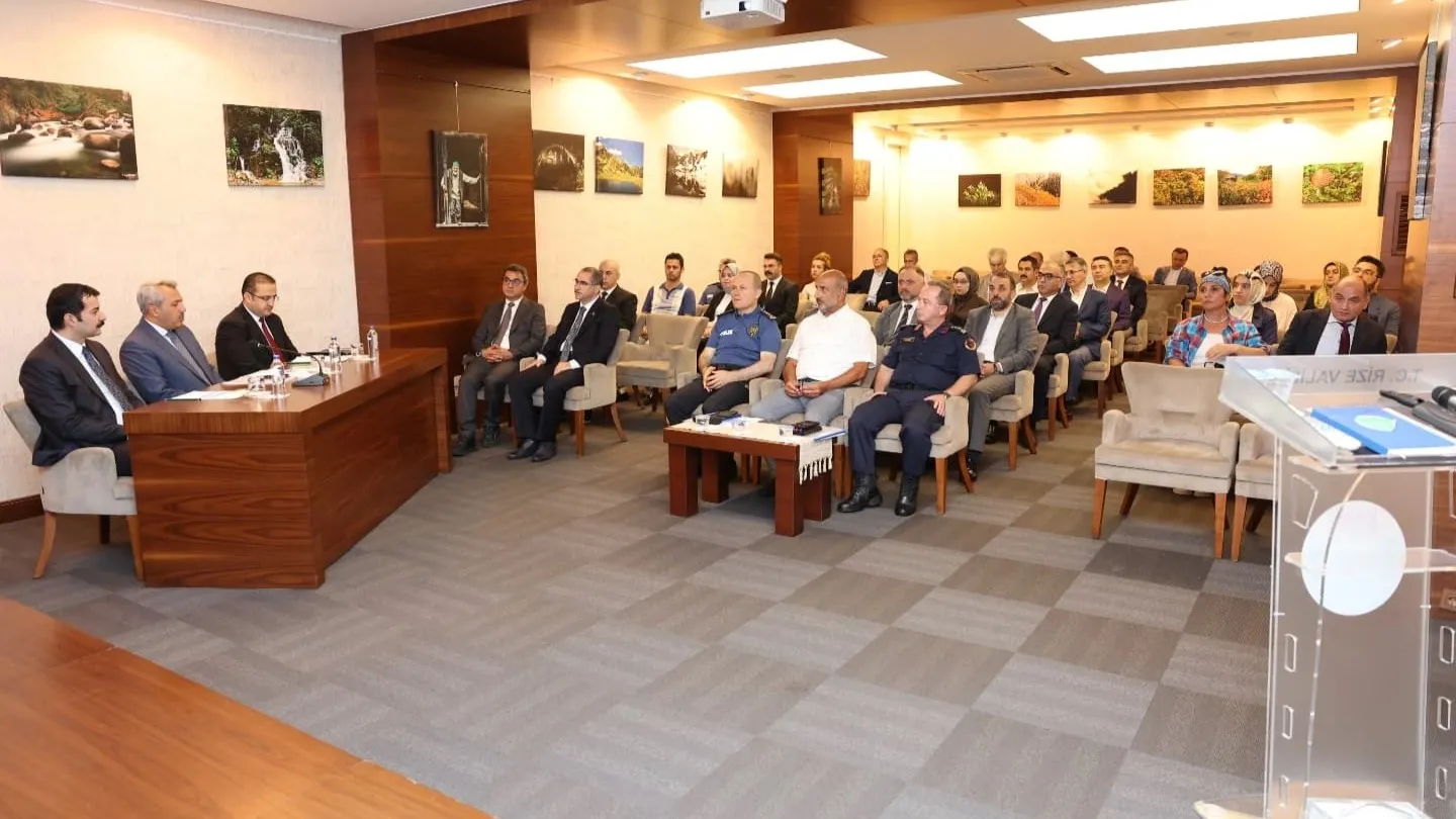 Bağımlılıkla Mücadele İl Koordinasyon Kurulu Toplantısı Rize'de Gerçekleşti