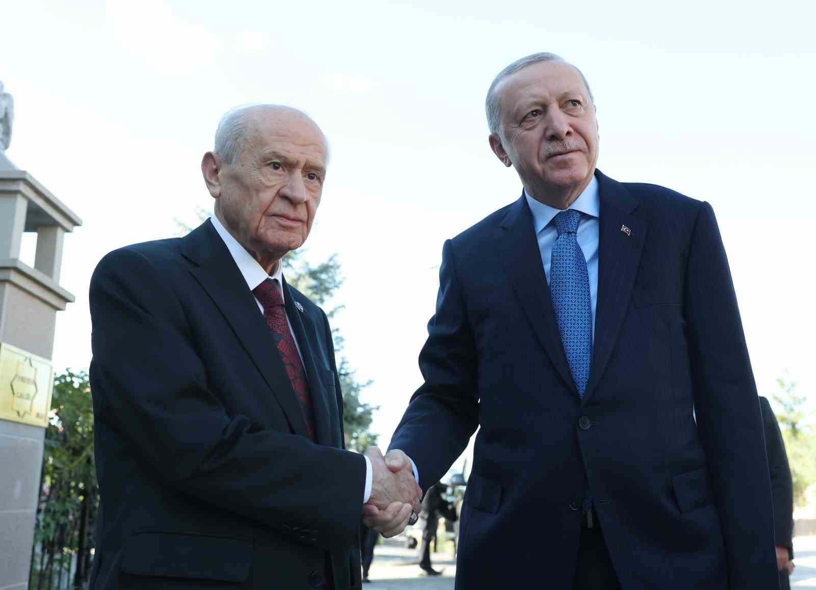 Cumhurbaşkanı Erdoğan, MHP Genel Başkanı Bahçeli ile bir araya geldi