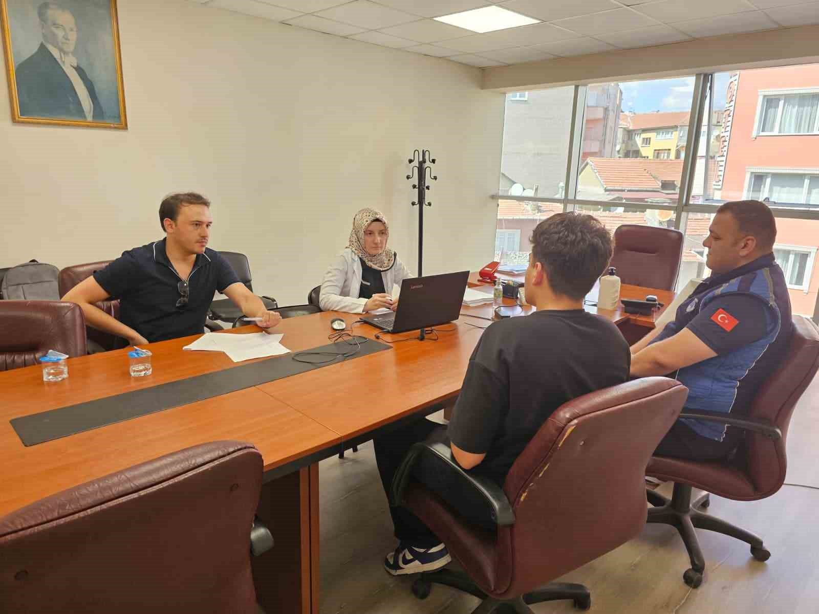 Gölcük Belediyesi’nden sigara bırakma eğitimi